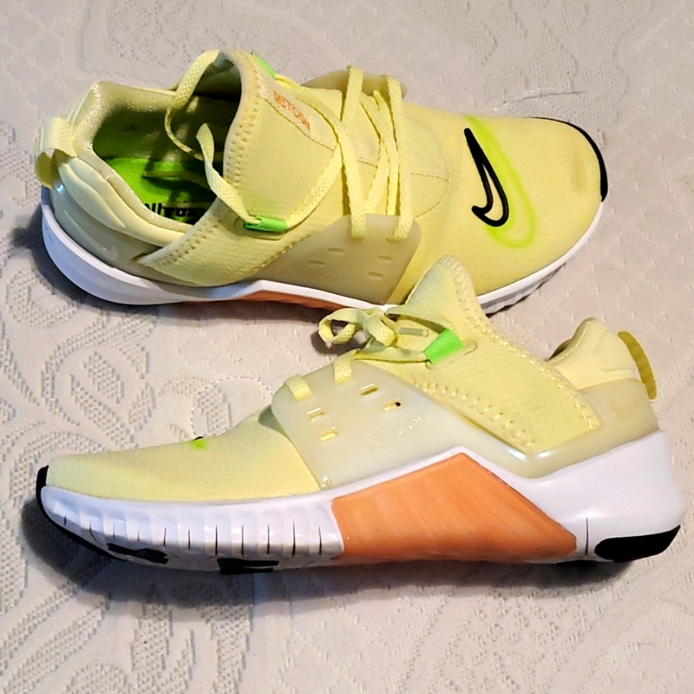 Nike Metcon 2 Amp Sneakers